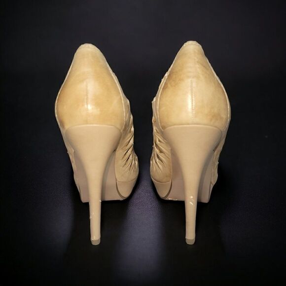 BCBGenerations cream braid style peep-toe heels - Picture 6 of 7